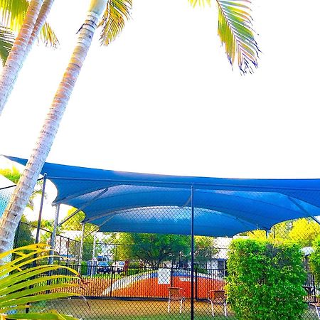 Apartment In 4* Resort - Pool Views - Great Location ヌーサヴィル エクステリア 写真