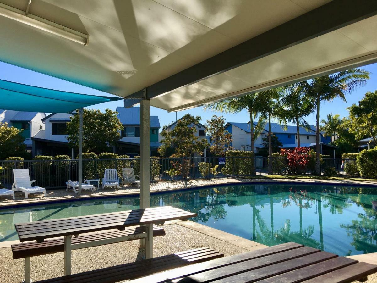 Apartment In 4* Resort - Pool Views - Great Location ヌーサヴィル エクステリア 写真